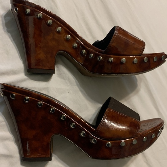 Donald J Pliner; tortoise/expresso color - Picture 5 of 5